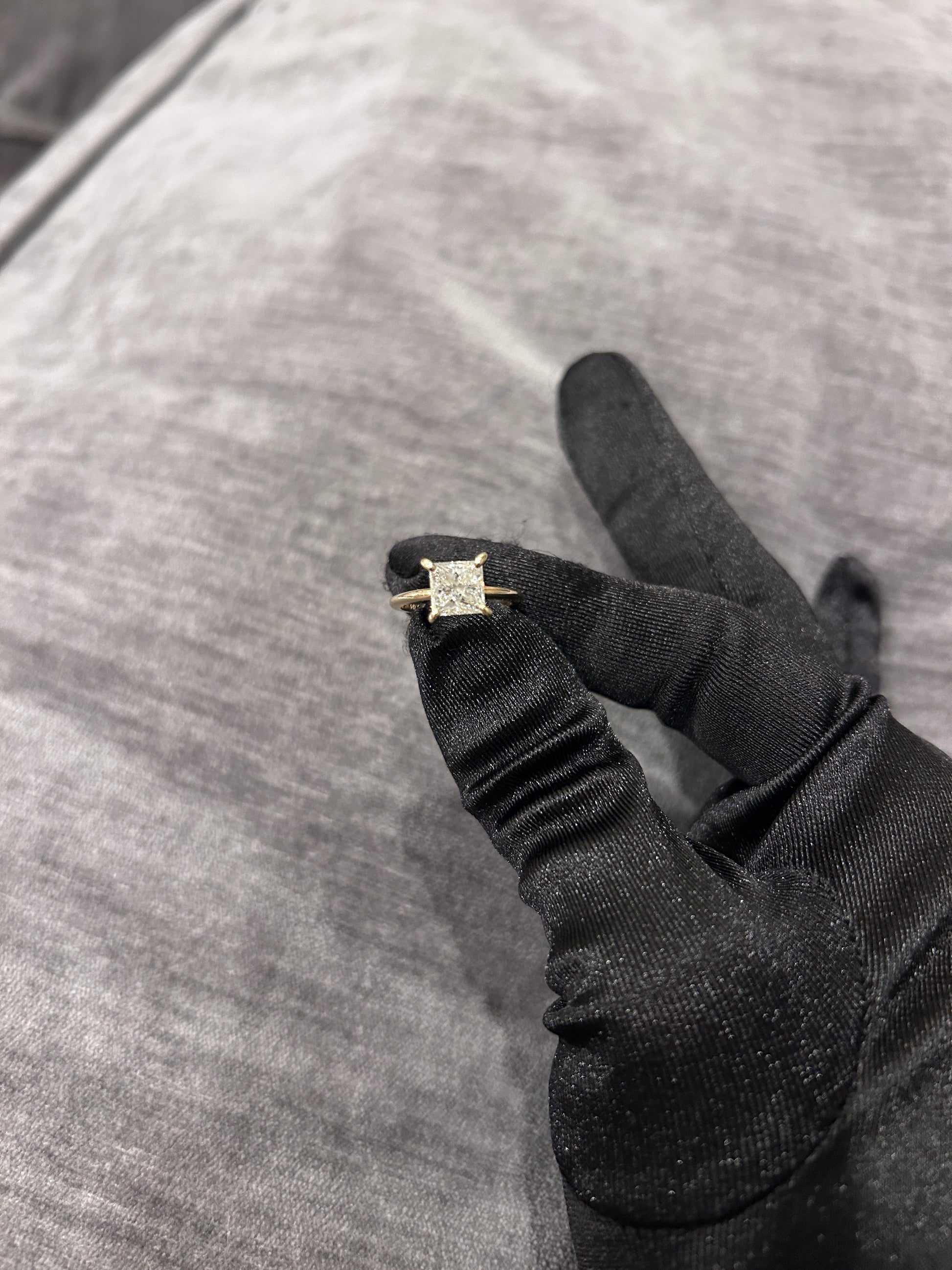 CUSTOMIZE YOUR PERSONS DREAM RING TODAY